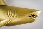 Nástěnná dekorace SHARK GOLD 105 CM pravá