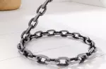 Odkládací stolek CHAIN 55 CM stříbrný