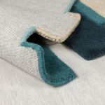 Ručně všívaný kusový koberec Abstract Collage Teal - 200x290 cm