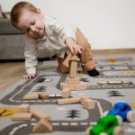 Dětský koberec Adventures 104535 Grey/mustard - 80x150 cm Dětský koberec Adventures 104535 Grey/mustard - 80x150 cm