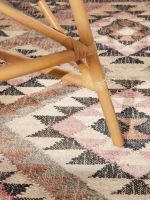 Kusový koberec Parsa 106260 Cream/Multi z kolekce Elle - 120x170 cm Kusový koberec Parsa 106260 Cream/Multi z kolekce Elle - 120x170 cm