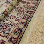 Kusový koberec Isphahan 84552 Ivory - 80x150 cm