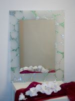 Luxusní zrcadlo  AQUA 80x60 CM s ručně lepenými kamínky Swarovski