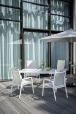 BASIC PLUS stohovatelné, hliníkové křeslo - bílá/světle šedá