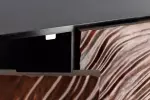 Vysoká komoda FLUID 3D 110 CM ořechově hnědá masiv akácie