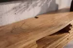 Nástěnný televizní stolek RELIEF 200 CM masiv akácie Nástěnný televizní stolek RELIEF 200 CM masiv akácie