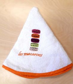 Kulatý ručník - Makronky s oranžovým okrajem