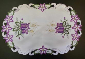 Vánoční prostírání Svíce fialové 28x44 cm