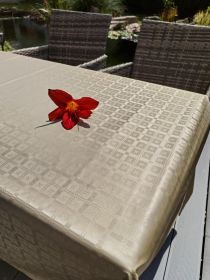PVC ubrus zlatý 160x140 cm